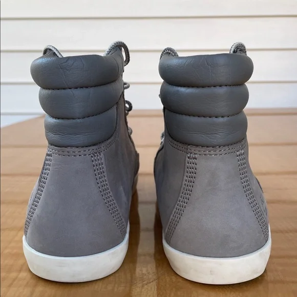 Timberland Leather Ankle Sneaker Boots Womens Size 8 - Picture 4 of 12